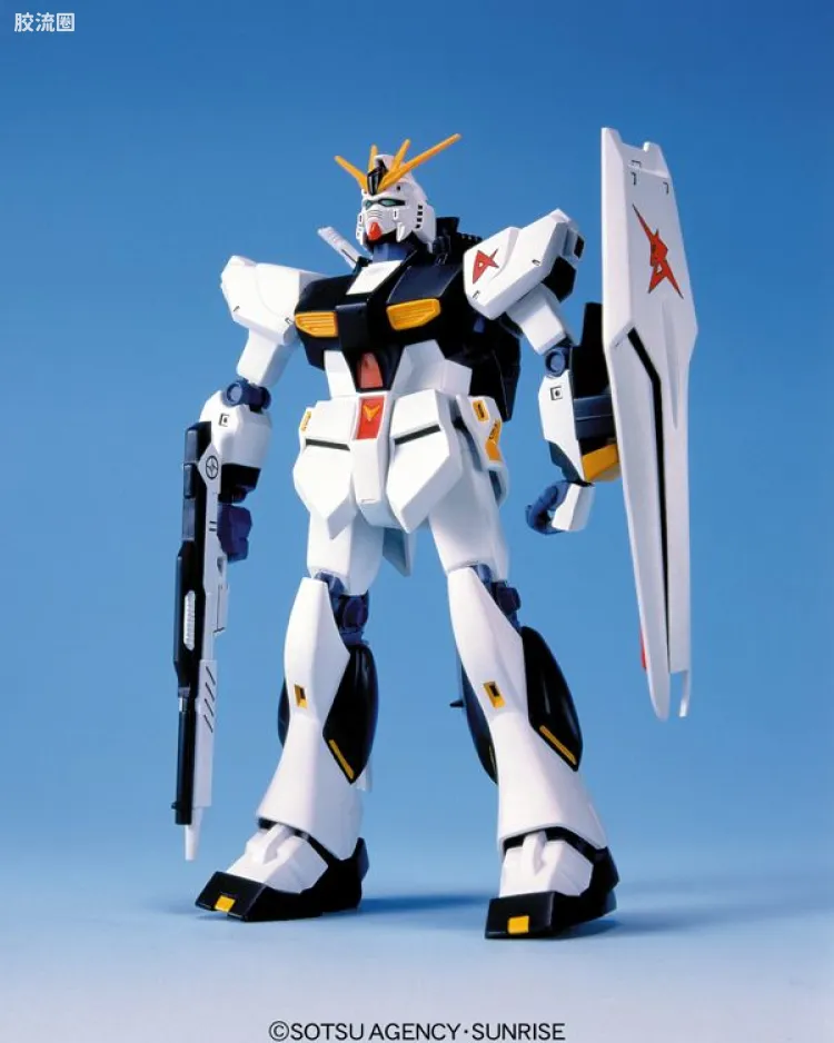 01 RX-93 ν高达