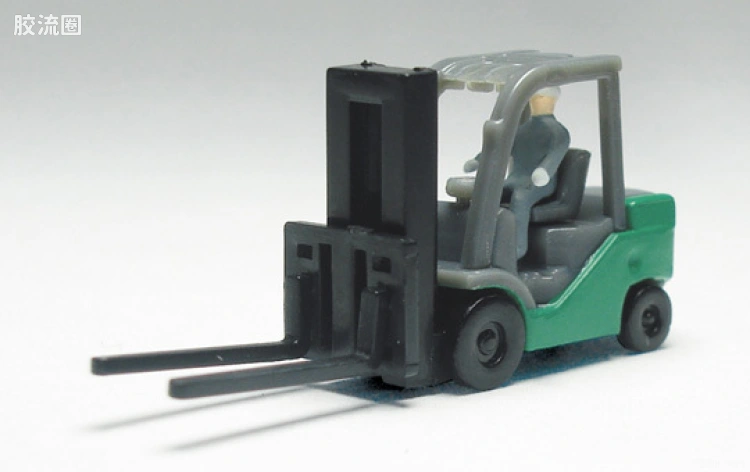 02 绿色叉车08929