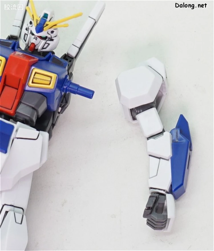 HGUC 普通版 h205 特里斯坦高达 - 图片