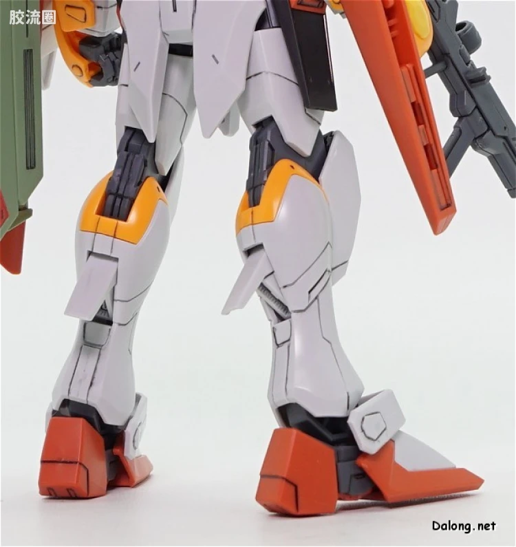HGUC 普通版 h226 命运高达 (海涅·威斯藤夫鲁斯专用机) - 图片