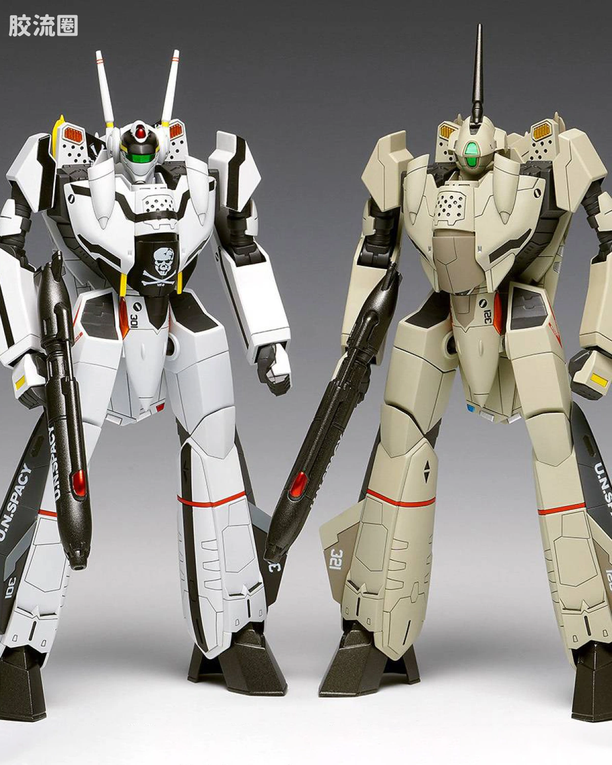 1/100 <超时空要塞0> VF-0S/A 凤凰 B形态[Convertible]