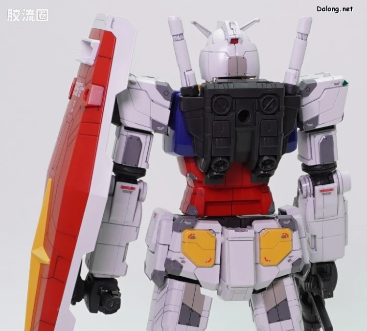 横滨高达工厂系列 1/100 RX-78F00 高达 - 图片