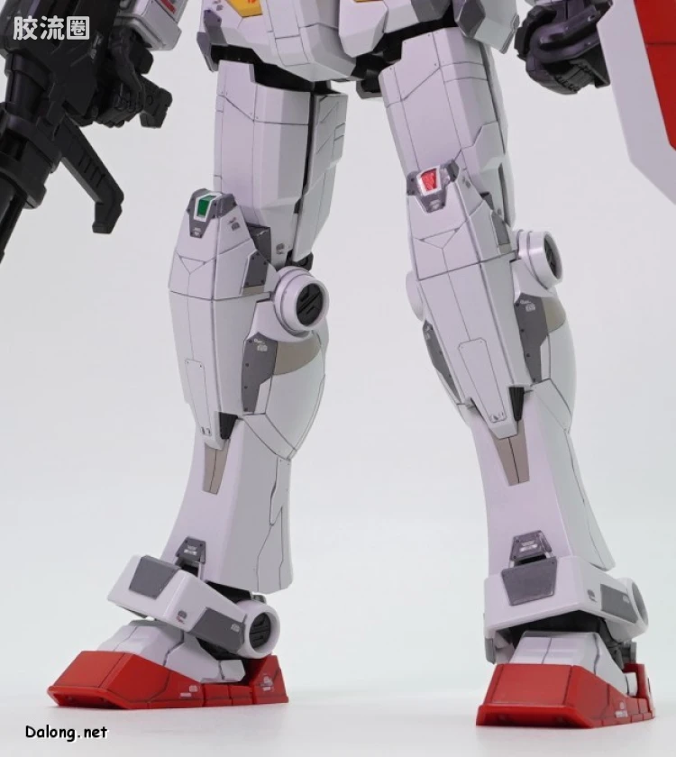 横滨高达工厂系列 1/100 RX-78F00 高达 - 图片