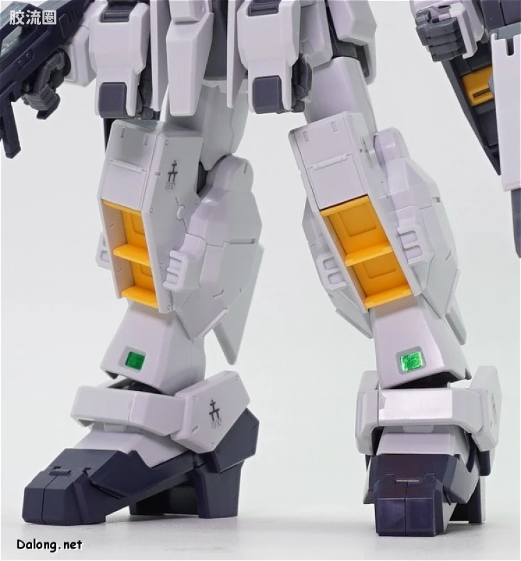 HGUC 网络限定版 高达TR-1[海瑟斯雷] - 图片