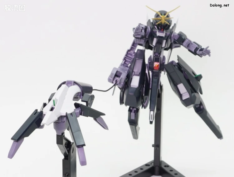 HGUC 网络限定版 高达TR-6[伍德渥特]刃状精神力天线特装型(A.O.Z RE-BOOT版) - 图片