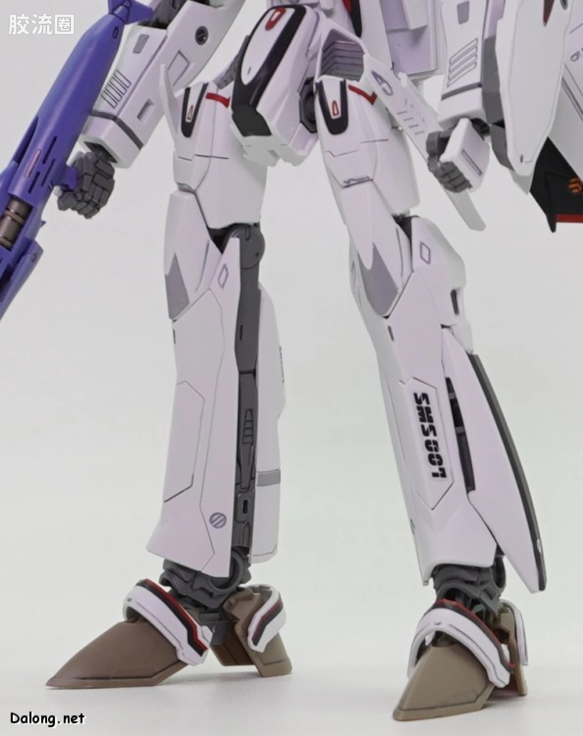 万代超时空要塞系列拼装模型 HG 1/100系列 VF-25F 弥赛亚女武神（早乙女阿尔特机） - 图片