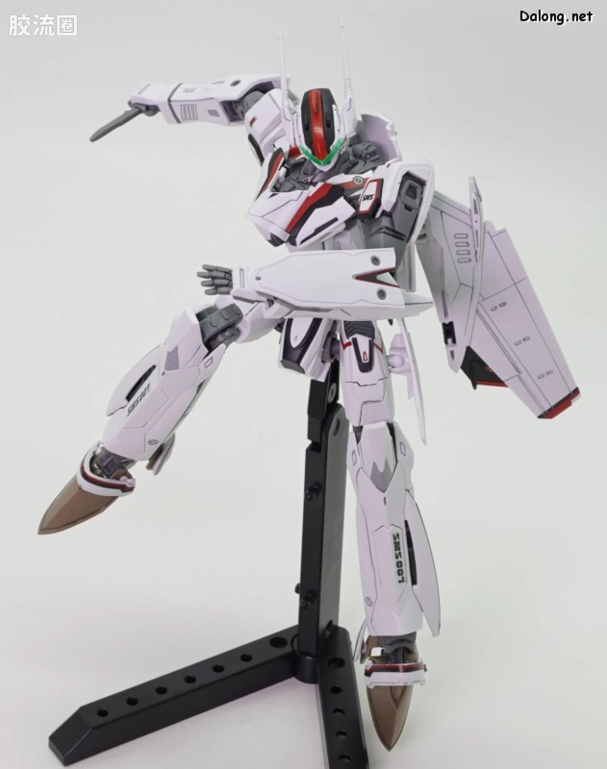 万代超时空要塞系列拼装模型 HG 1/100系列 VF-25F 弥赛亚女武神（早乙女阿尔特机） - 图片