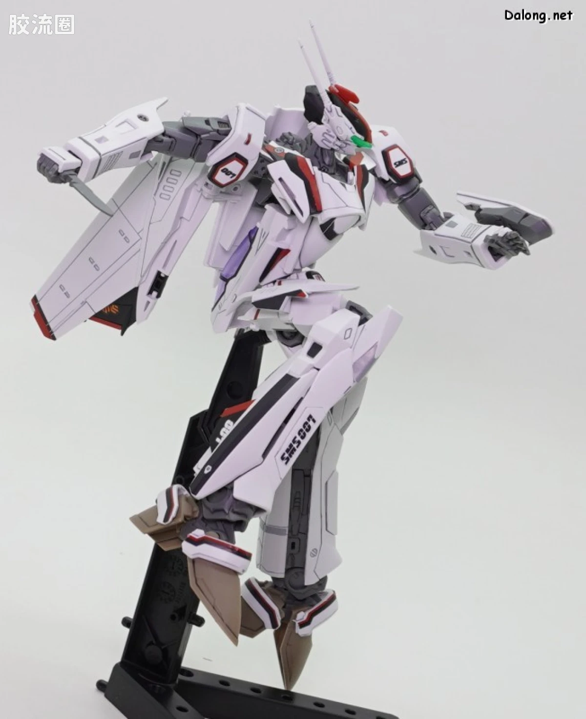 万代超时空要塞系列拼装模型 HG 1/100系列 VF-25F 弥赛亚女武神（早乙女阿尔特机） - 图片