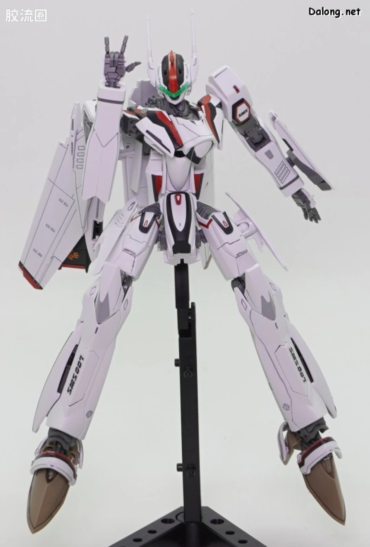 万代超时空要塞系列拼装模型 HG 1/100系列 VF-25F 弥赛亚女武神（早乙女阿尔特机） - 图片