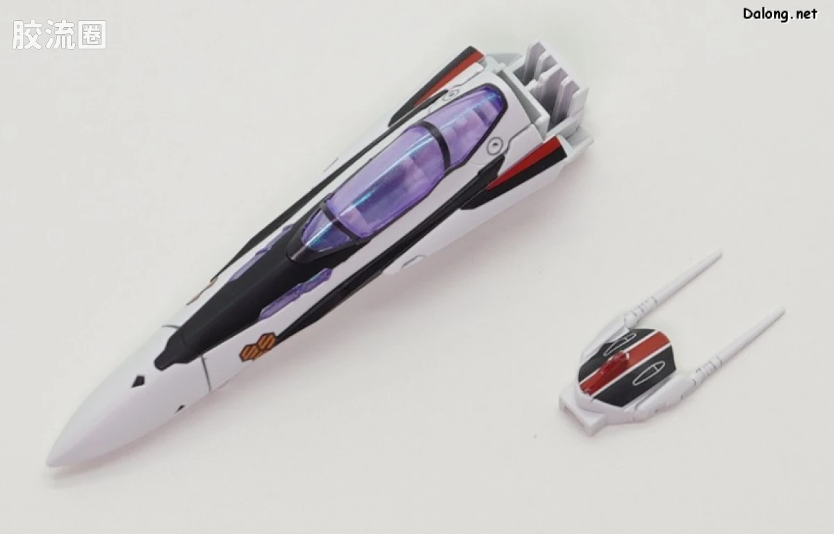 万代超时空要塞系列拼装模型 HG 1/100系列 VF-25F 弥赛亚女武神（早乙女阿尔特机） - 图片