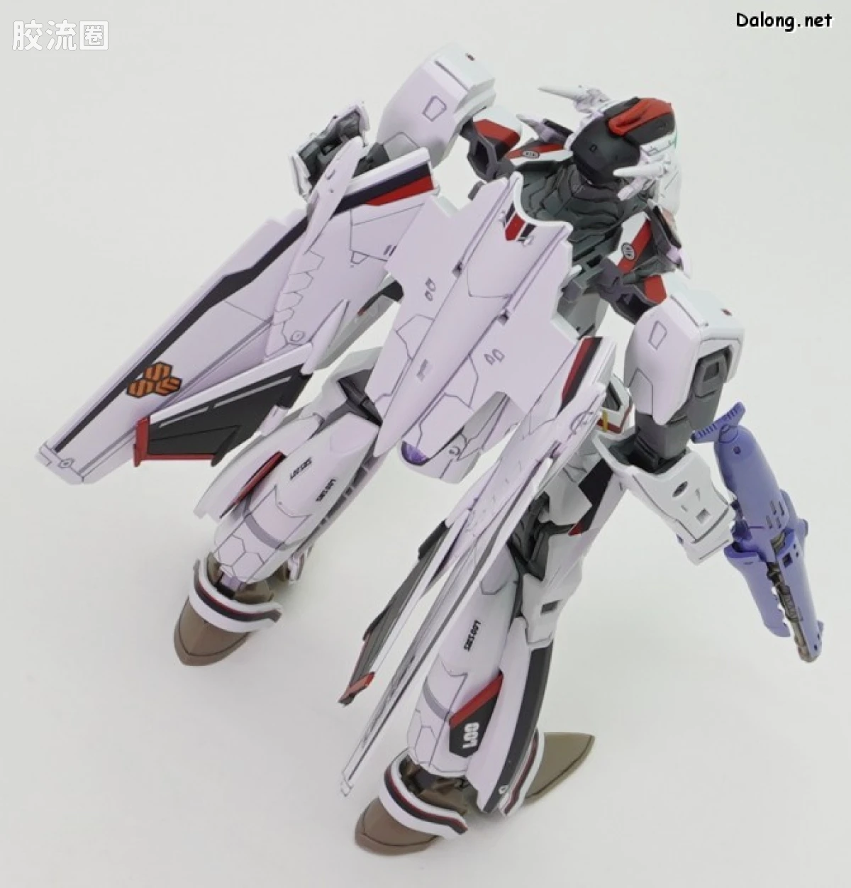万代超时空要塞系列拼装模型 HG 1/100系列 VF-25F 弥赛亚女武神（早乙女阿尔特机） - 图片