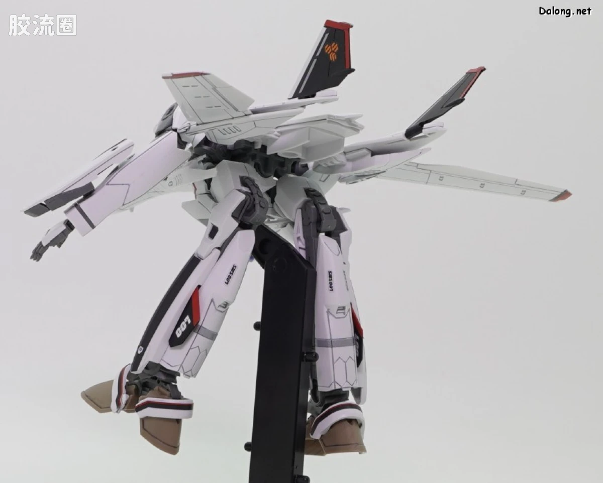 万代超时空要塞系列拼装模型 HG 1/100系列 VF-25F 弥赛亚女武神（早乙女阿尔特机） - 图片