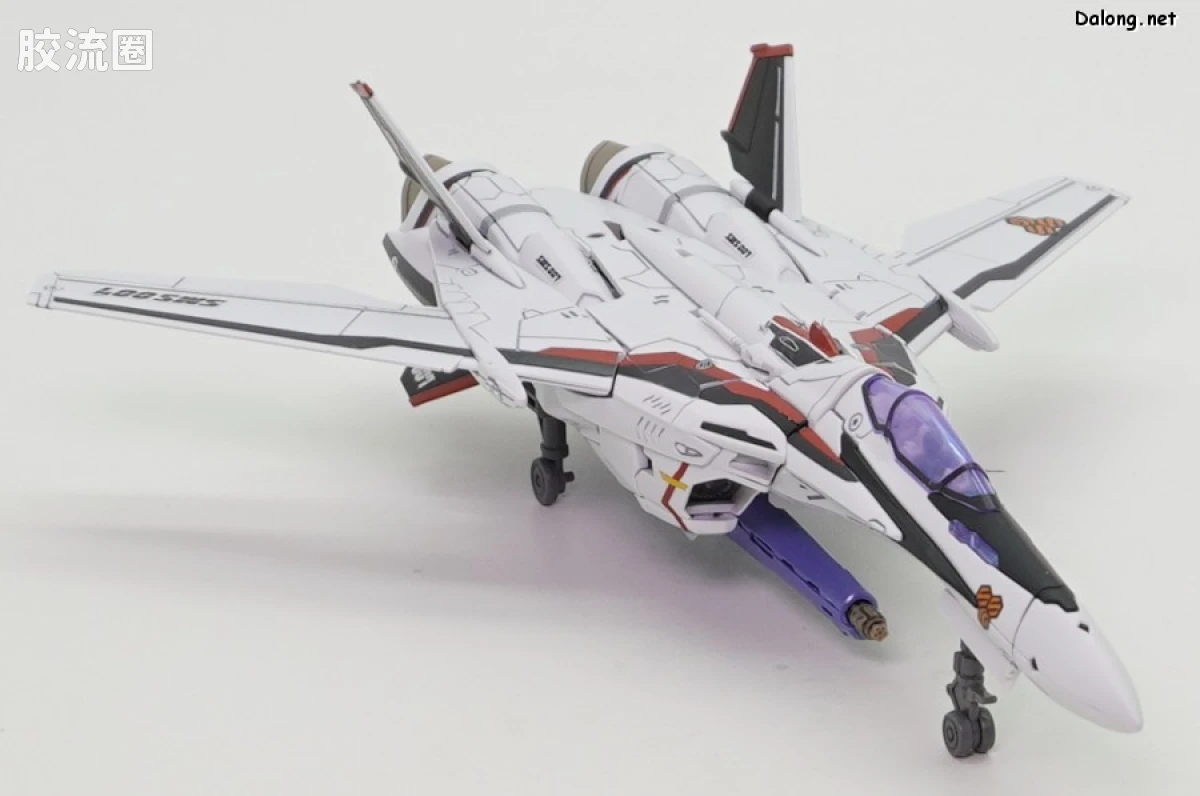 万代超时空要塞系列拼装模型 HG 1/100系列 VF-25F 弥赛亚女武神（早乙女阿尔特机） - 图片