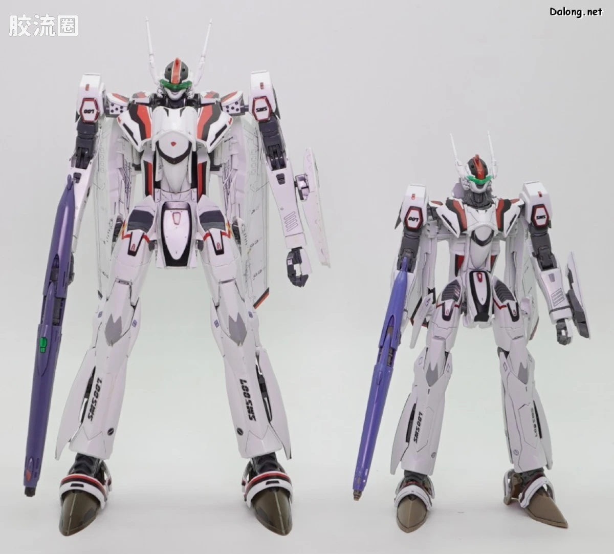 万代超时空要塞系列拼装模型 HG 1/100系列 VF-25F 弥赛亚女武神（早乙女阿尔特机） - 图片