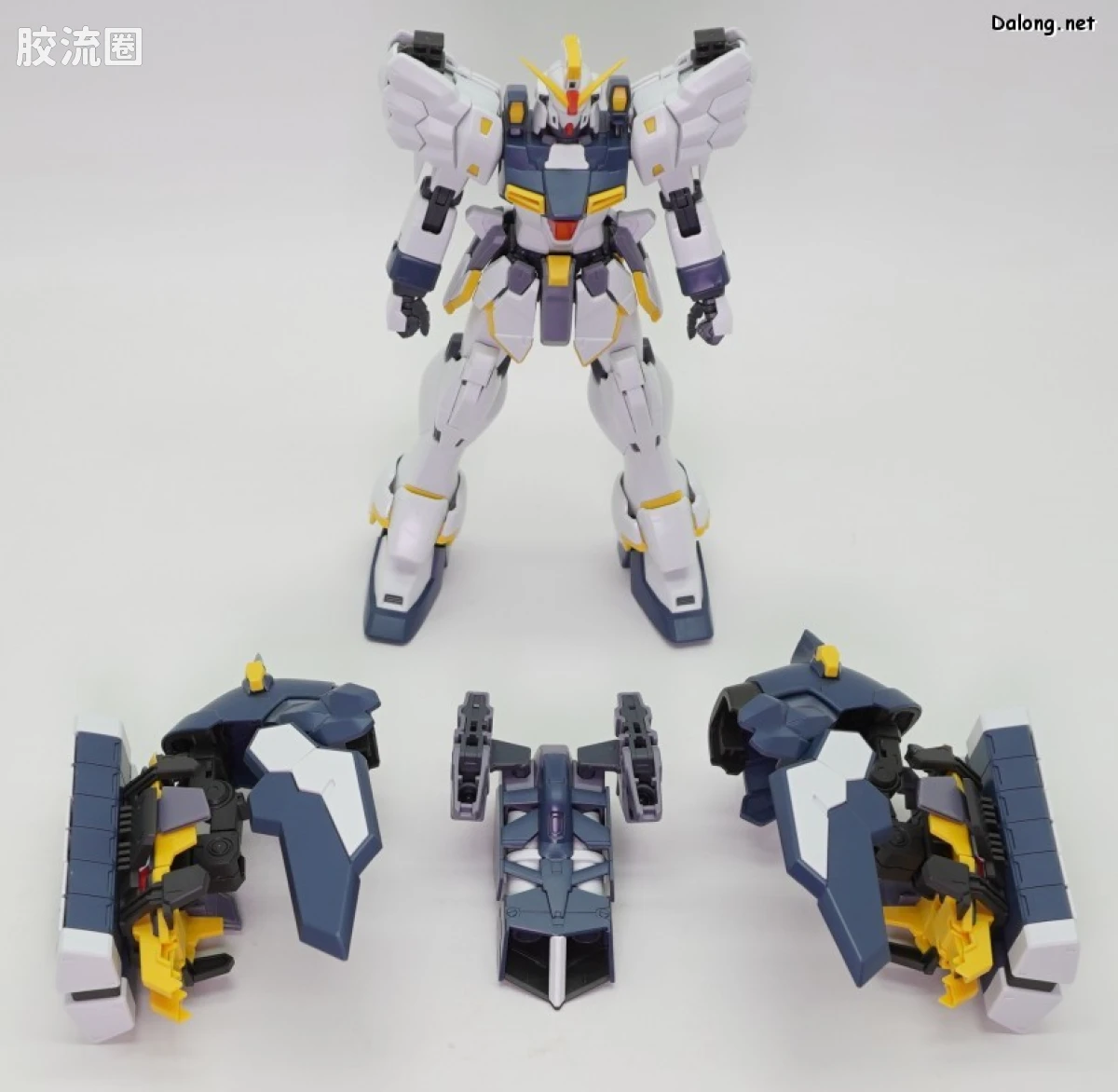MG 网络限定版 沙漠高达EW(犰狳蜥蜴装备) - 图片