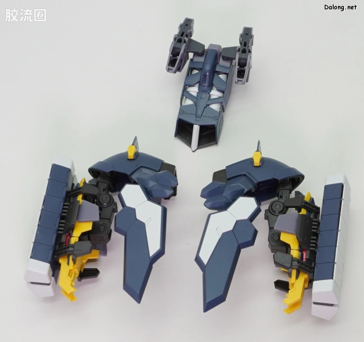 MG 网络限定版 沙漠高达EW(犰狳蜥蜴装备) - 图片