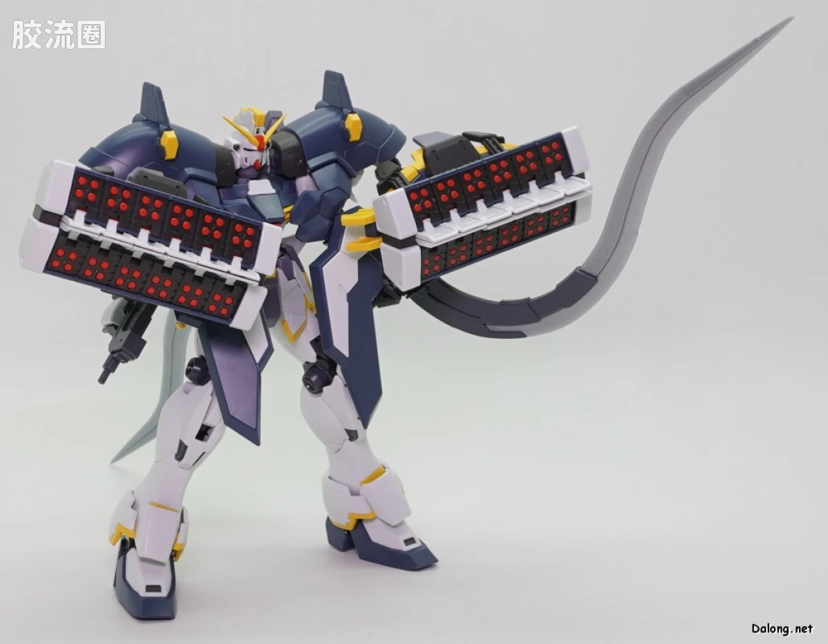 MG 网络限定版 沙漠高达EW(犰狳蜥蜴装备) - 图片