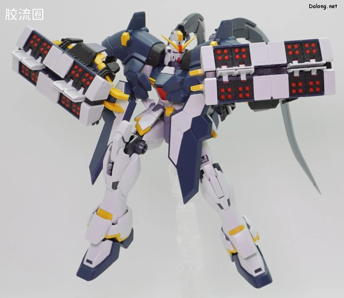 MG 网络限定版 沙漠高达EW(犰狳蜥蜴装备) - 图片