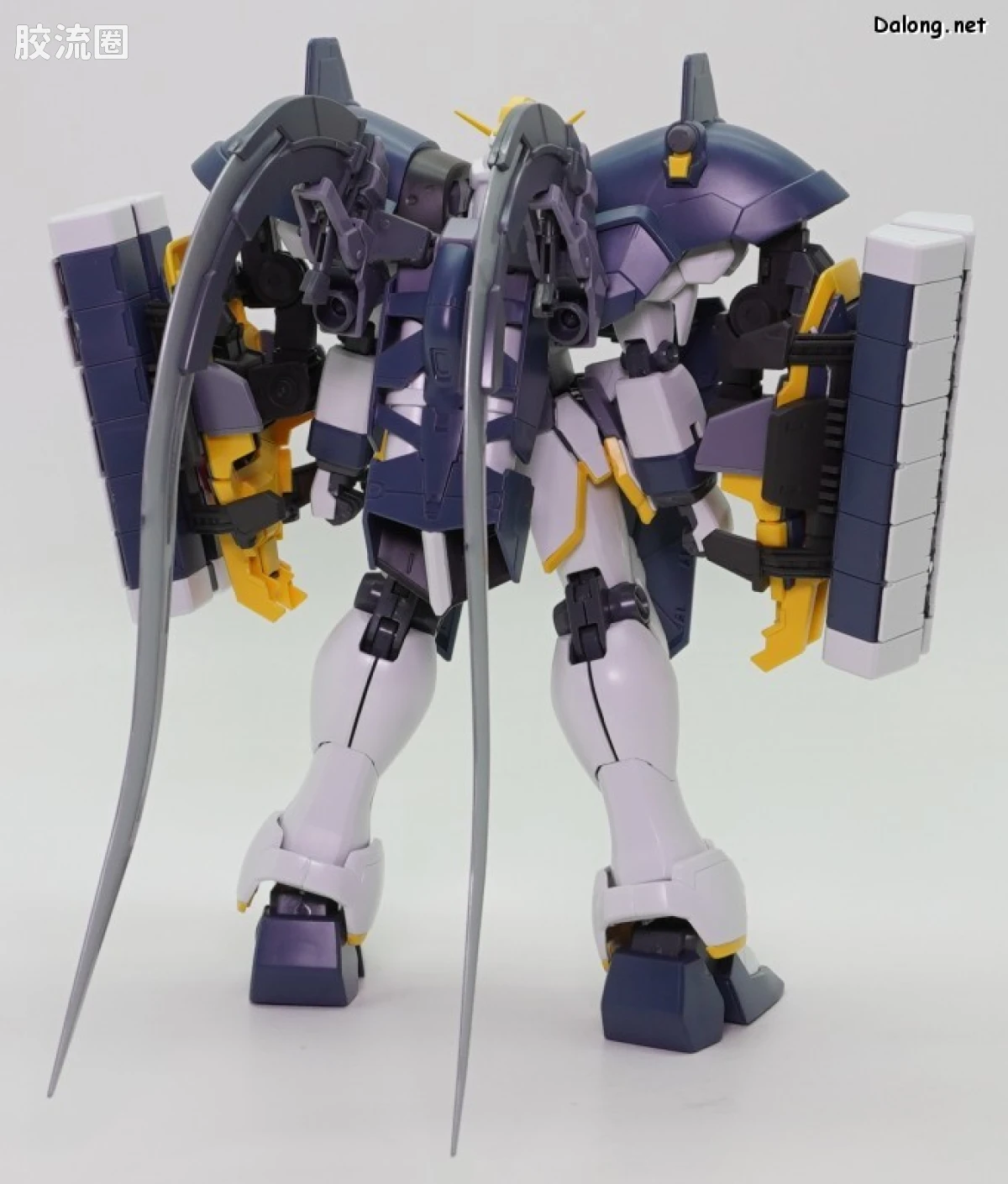 MG 网络限定版 沙漠高达EW(犰狳蜥蜴装备) - 图片