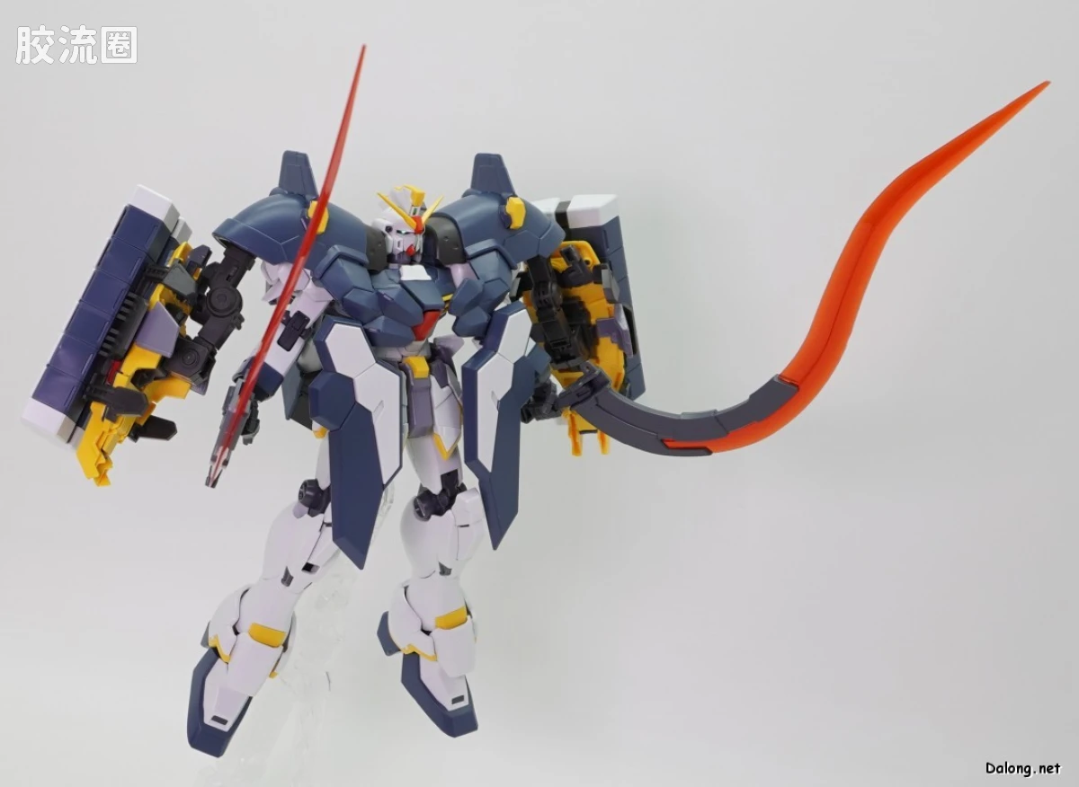 MG 网络限定版 沙漠高达EW(犰狳蜥蜴装备) - 图片