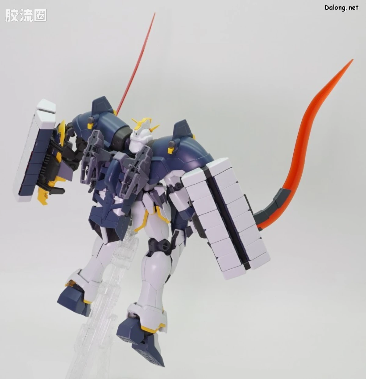 MG 网络限定版 沙漠高达EW(犰狳蜥蜴装备) - 图片