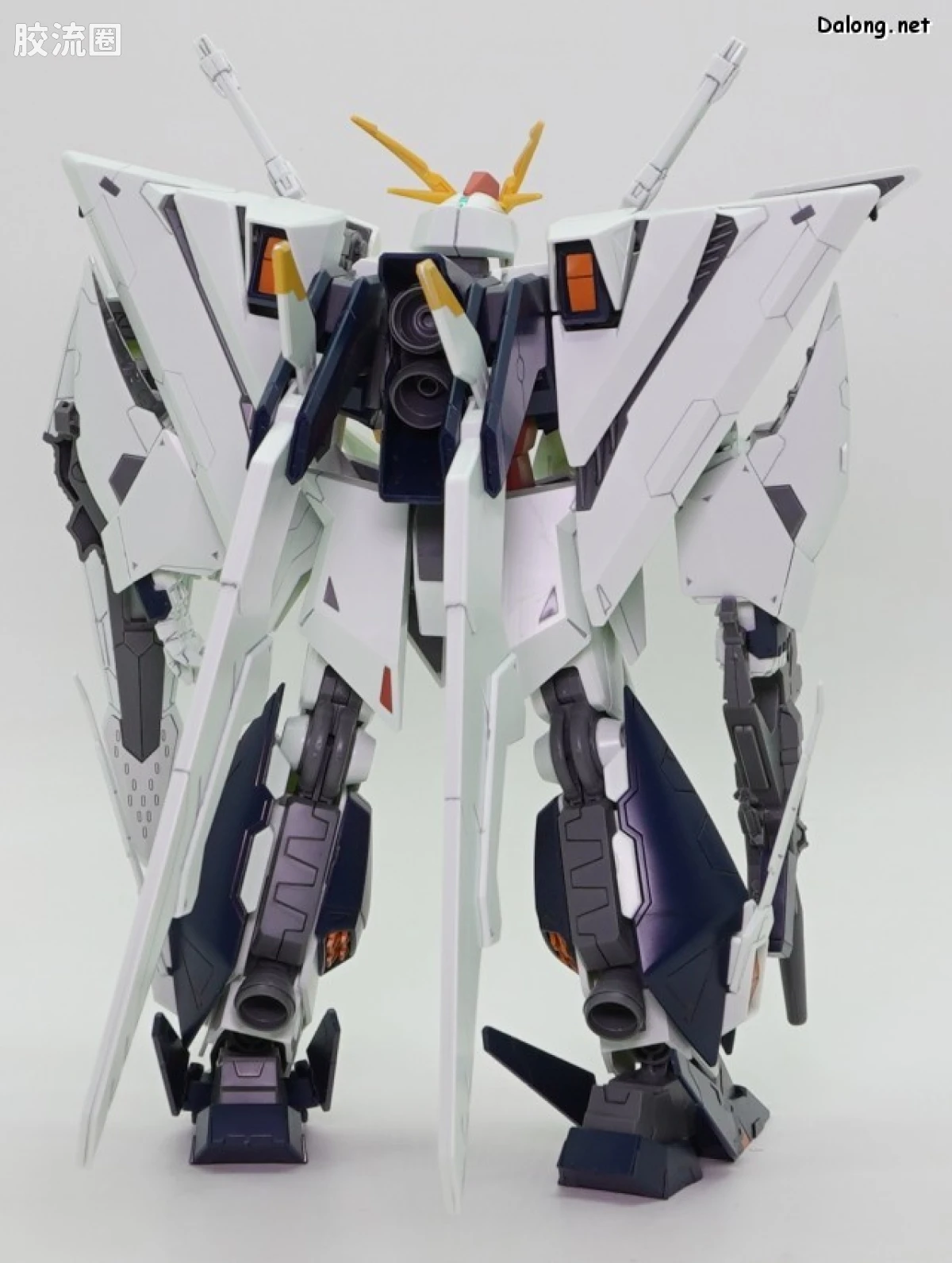 HGUC 普通版 RX-105 Ξ高达 (机动战士高达 闪光的哈萨维 喀耳刻的魔女) - 图片