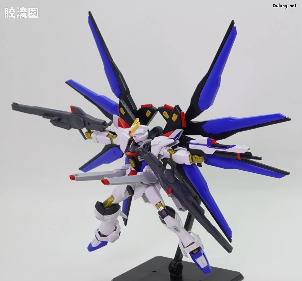 HGUC 网络限定版 强袭自由高达二式&光之翼特效件套装 - 图片