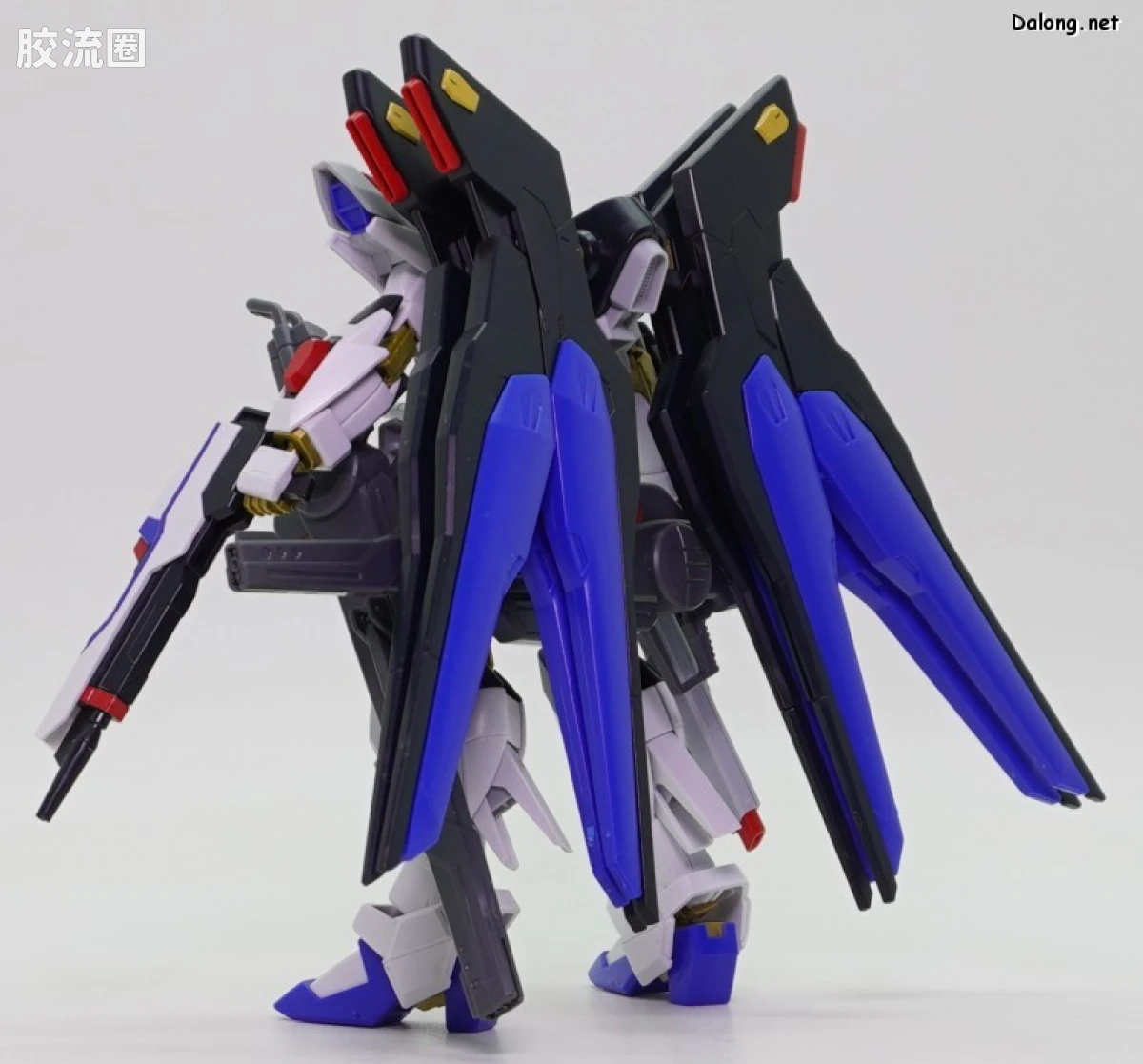 HGUC 网络限定版 强袭自由高达二式&光之翼特效件套装 - 图片