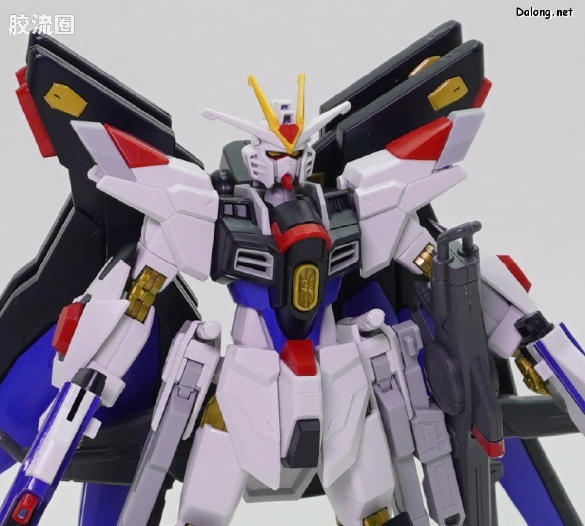 HGUC 网络限定版 强袭自由高达二式&光之翼特效件套装 - 图片