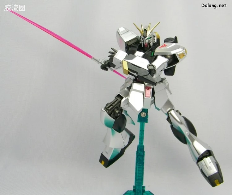 HGUC 特别版 ν高达 金属涂层Ver. - 图片