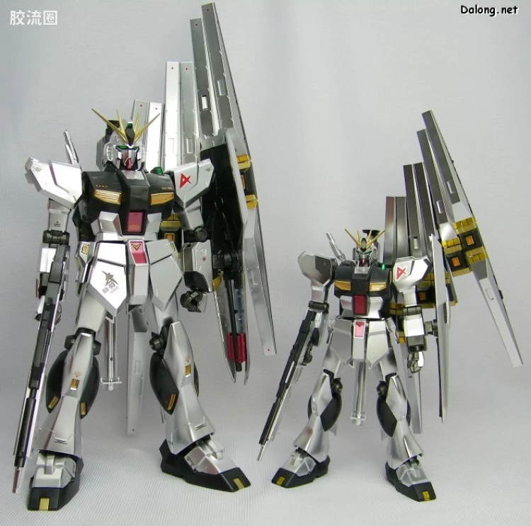 HGUC 特别版 ν高达 金属涂层Ver. - 图片