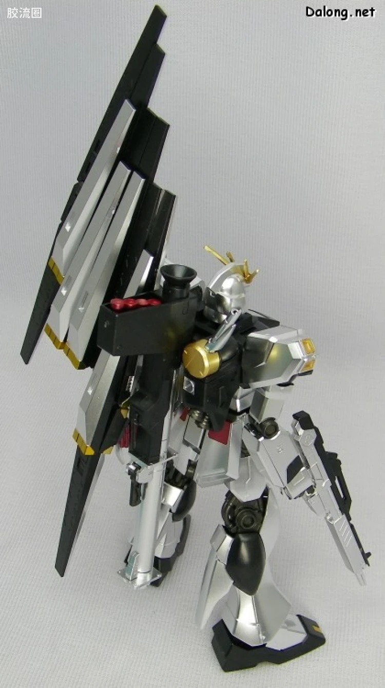 HGUC 特别版 ν高达 金属涂层Ver. - 图片