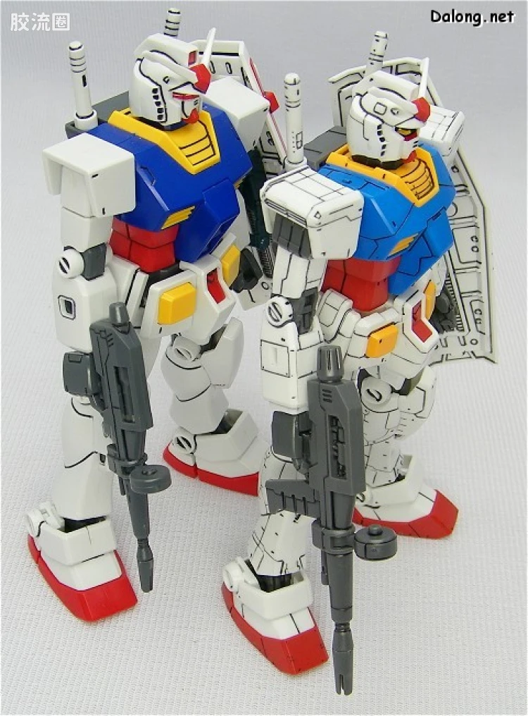 HGUC HG 30周年纪念版 (非HGUC) RX-78-2 高达 Ver.G30th - 图片