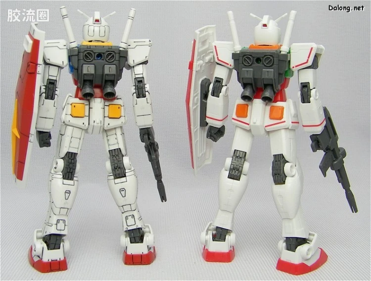 HGUC HG 30周年纪念版 (非HGUC) RX-78-2 高达 Ver.G30th 7-11配色 - 图片