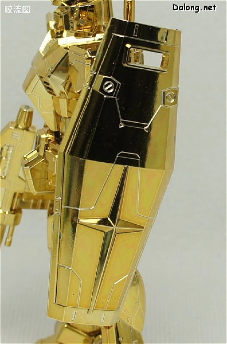 HGUC HG 30周年纪念版 (非HGUC) RX-78-2 高达 Ver.G30th 珍藏金色Ver. - 图片