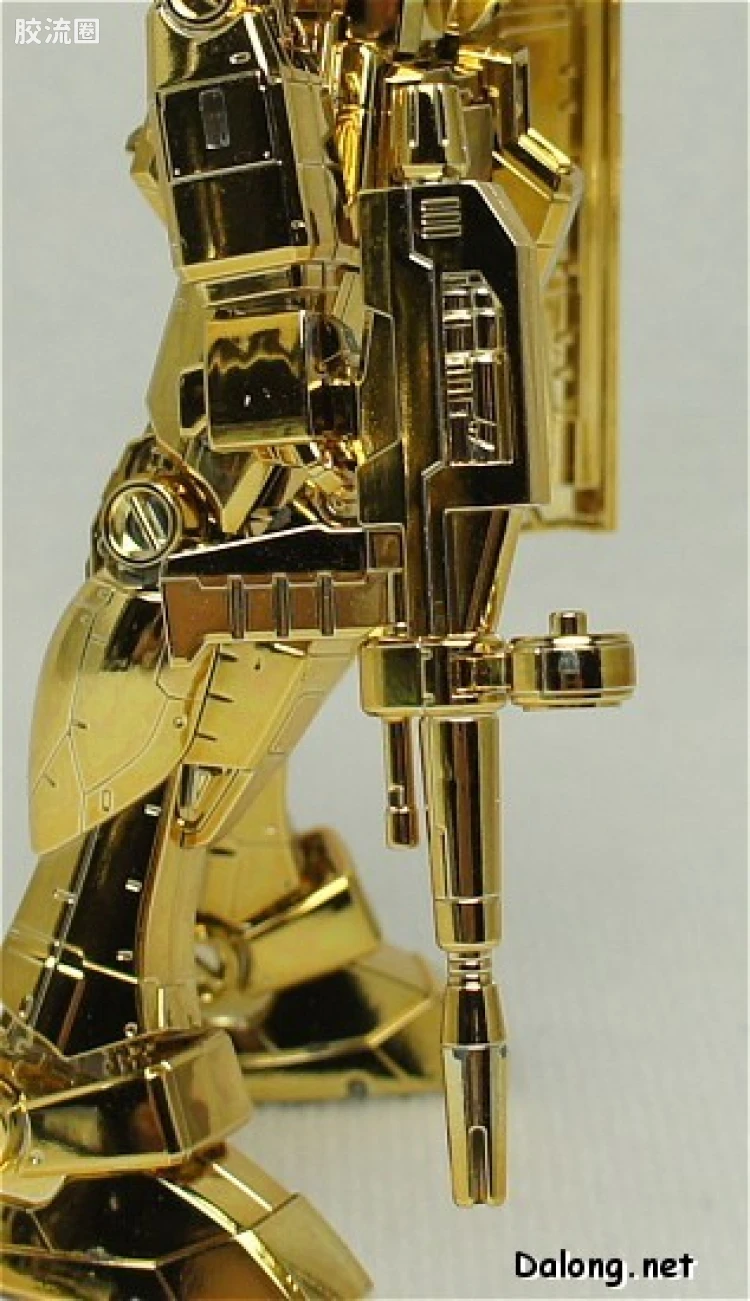 HGUC HG 30周年纪念版 (非HGUC) RX-78-2 高达 Ver.G30th 珍藏金色Ver. - 图片