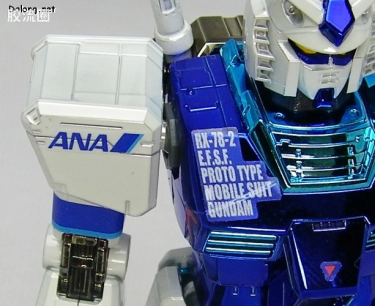 HGUC HG 30周年纪念版 (非HGUC) RX-78-2 高达 Ver.G30th ANA原创色 电镀版 - 图片