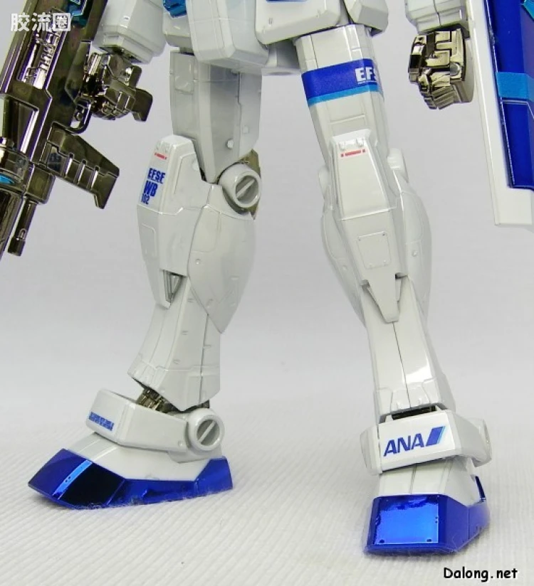 HGUC HG 30周年纪念版 (非HGUC) RX-78-2 高达 Ver.G30th ANA原创色 电镀版 - 图片