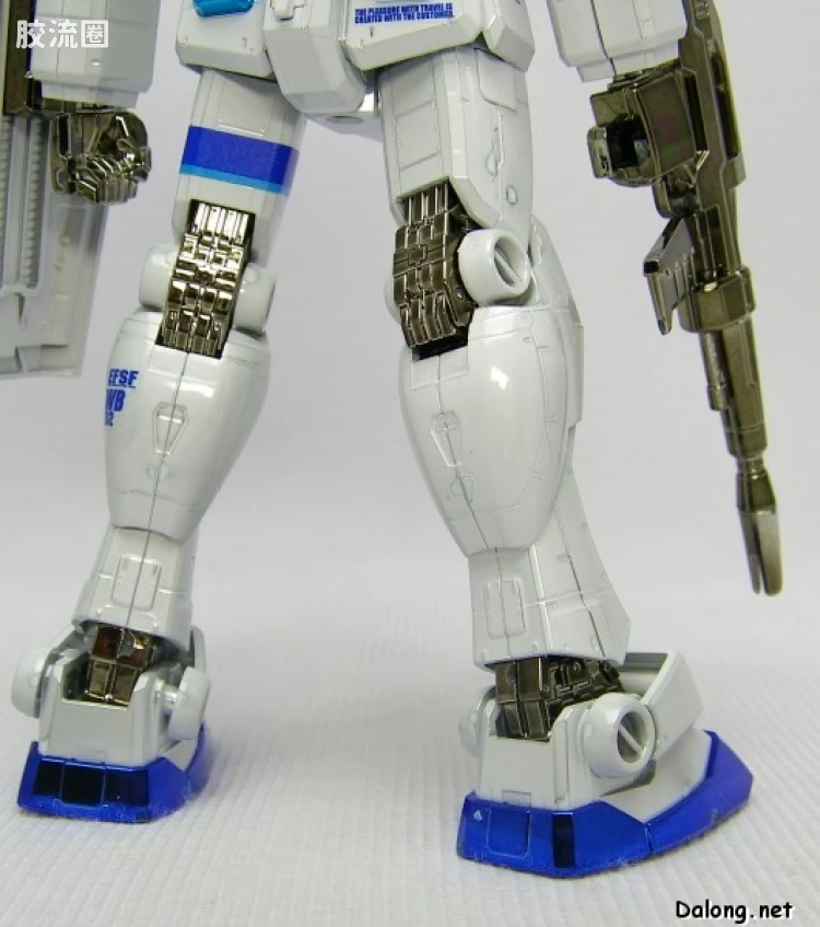 HGUC HG 30周年纪念版 (非HGUC) RX-78-2 高达 Ver.G30th ANA原创色 电镀版 - 图片
