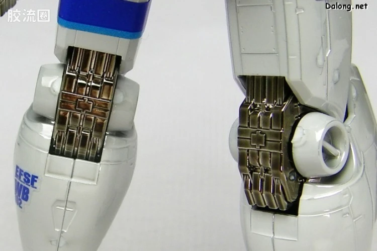 HGUC HG 30周年纪念版 (非HGUC) RX-78-2 高达 Ver.G30th ANA原创色 电镀版 - 图片