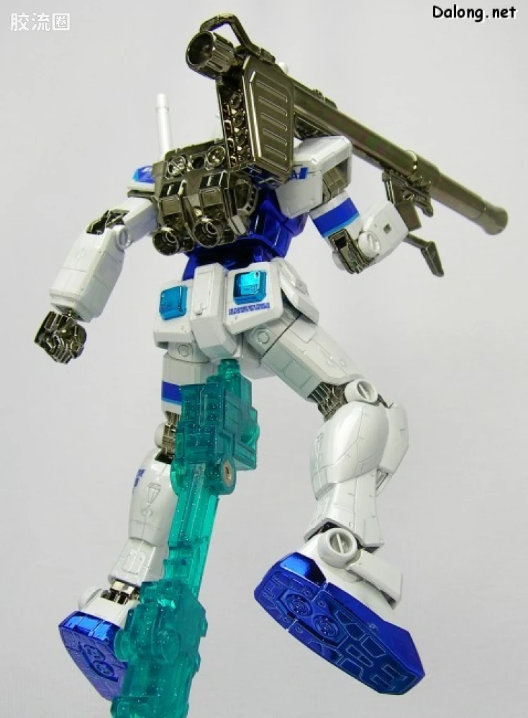 HGUC HG 30周年纪念版 (非HGUC) RX-78-2 高达 Ver.G30th ANA原创色 电镀版 - 图片