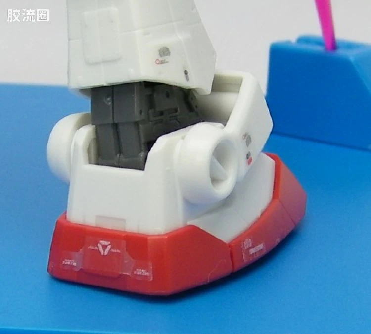 HGUC HG 30周年纪念版 (非HGUC) RX-78-2 高达 Ver.G30th (RG1/1高达计划) - 图片