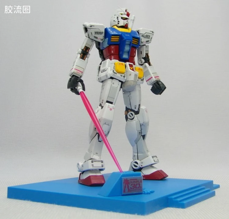 HGUC HG 30周年纪念版 (非HGUC) RX-78-2 高达 Ver.G30th (RG1/1高达计划) - 图片