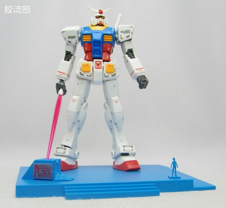 HGUC HG 30周年纪念版 (非HGUC) RX-78-2 高达 Ver.G30th (RG1/1高达计划) - 图片