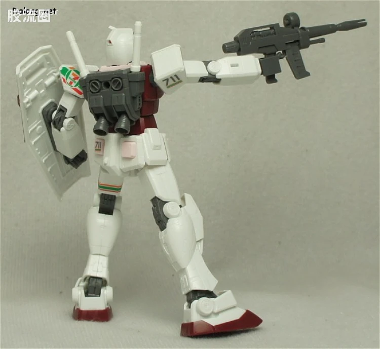 HGUC HG 30周年纪念版 (非HGUC) RX-78-2 高达 Ver.G30th Ver.GFT 7-11配色 - 图片