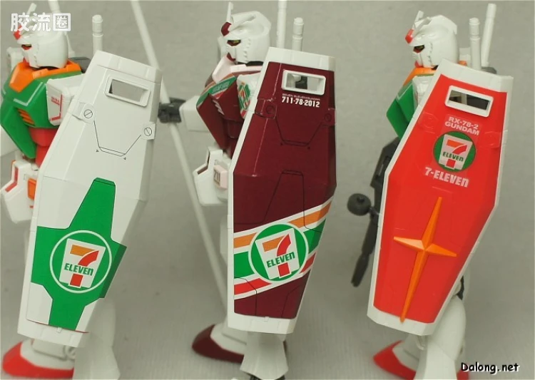 HGUC HG 30周年纪念版 (非HGUC) RX-78-2 高达 Ver.G30th Ver.GFT 7-11配色 - 图片
