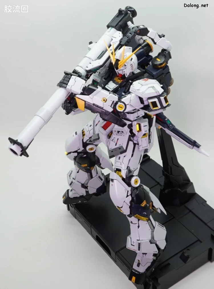 PG Unleashed RX-93 ν高达 - 图片
