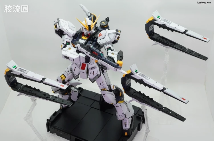 PG Unleashed RX-93 ν高达 - 图片