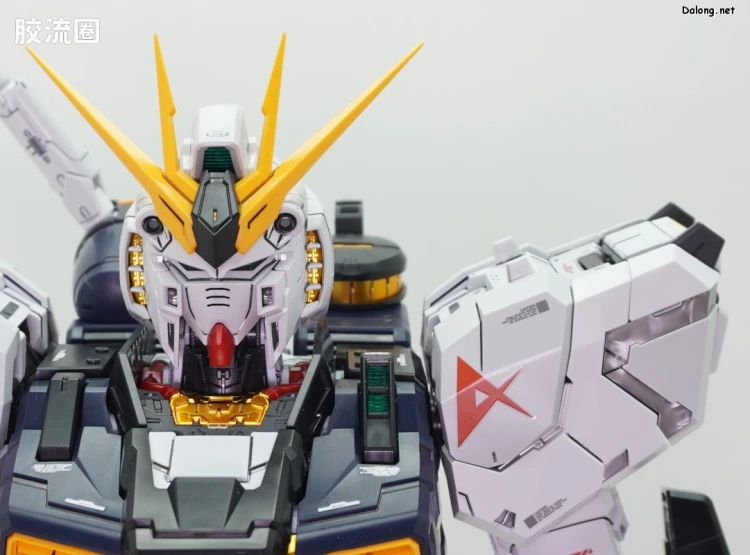 PG Unleashed RX-93 ν高达 - 图片