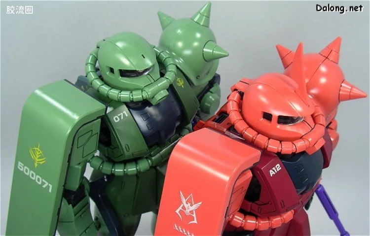 PG 普通版 MS-06S 指挥官型扎古Ⅱ[夏亚·阿兹纳布尔专用机] - 图片